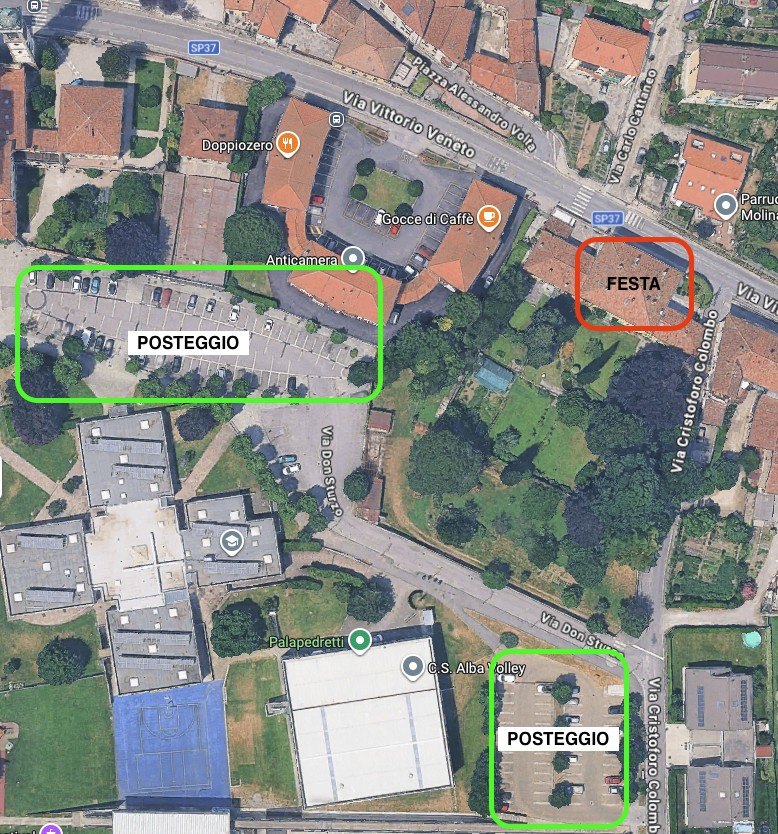 Mappa dall'alto con il luogo della festa evidenziato in rosso e due aree di posteggio evidenziate in verde, in Via Don Sturzo e vicino al Palapedretti.
